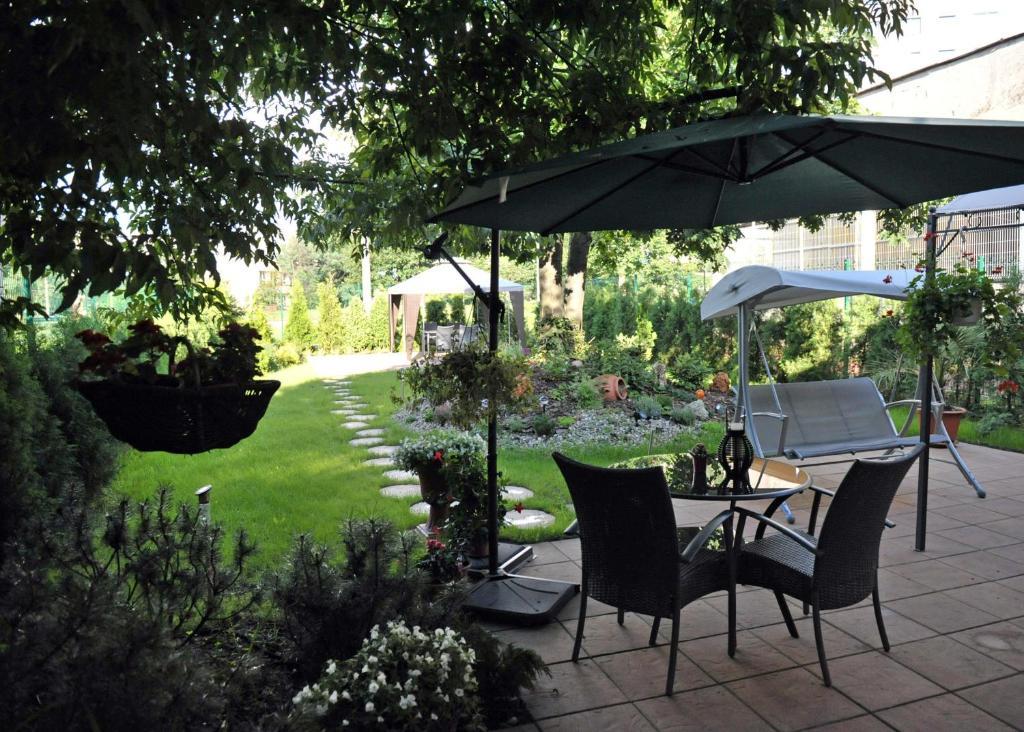 Hotel Astra Dąbrowa Górnicza Dış mekan fotoğraf